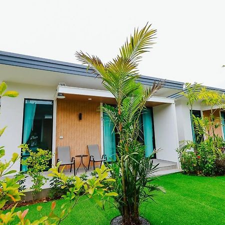 Cheeva Pool Villa Khao Lak Extérieur photo