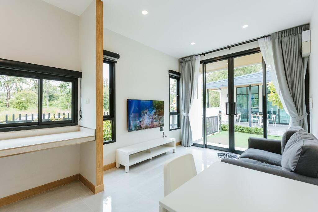 Cheeva Pool Villa Khao Lak Extérieur photo