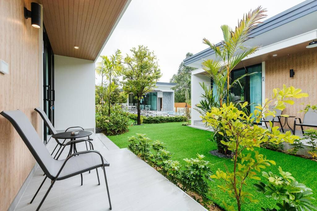 Cheeva Pool Villa Khao Lak Extérieur photo