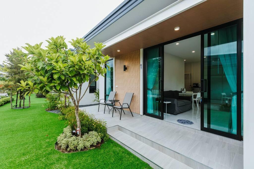 Cheeva Pool Villa Khao Lak Extérieur photo